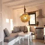 Aerino Seaside بيت للعطل Agios Romanos